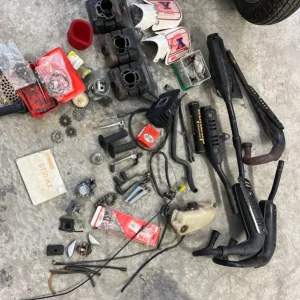 Yamaha DT reservdelar blandat paket Rabatt