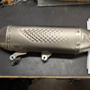 Acrapovitc slip on Reapris