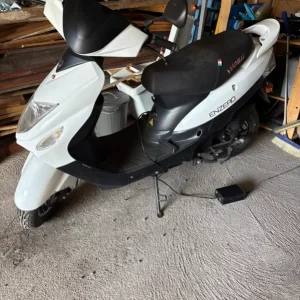 Viarelli Enzero El-moped vit Fri frakt