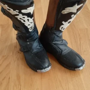 Alpinestars motorcrossstövlar svarta Billig