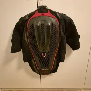 Utförsäljning Tech air 7x, strl M