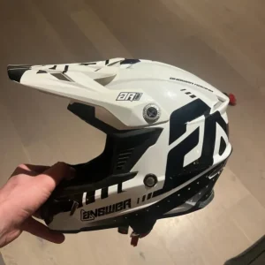 Answer Racing 3R motocrosshjälm vit/svart barnhjälm Rabatter