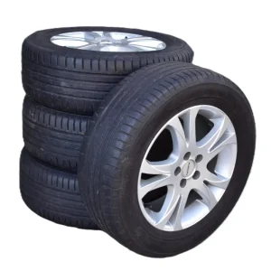 4 st. Fälgar med däck Utförsäljning