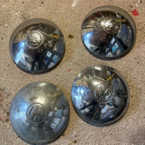 4 st navkapslar till äldre VW ”bubbla” Billig