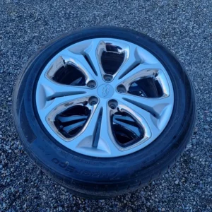 4 st däck o fälg säljes Kampanj