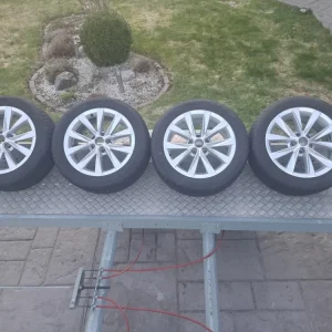 Utförsäljning Sommardäck Linglong 225/50R17