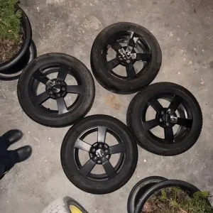 VW Caddy fälgar Premium