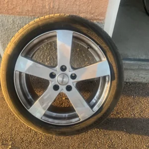 4 st sommardäck orginal Hyundai Endast denna vecka