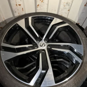 Volvo xc90 r design fälgar risnedsättning