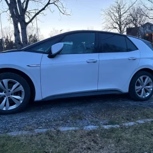 VW originalfälgar 215/55/R18 inkl dubbdäck Erbjudandepris