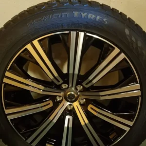 Volvo XC90 Vinterhjul 20" Dubbdäck Nokian Hakkapeliitta 10 SUV 275-45-20 Bästa pris