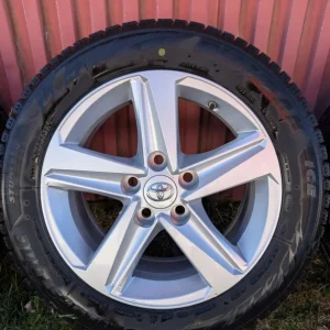 Begränsad tid Toyota vinterhjul 205/55 R16 5x100